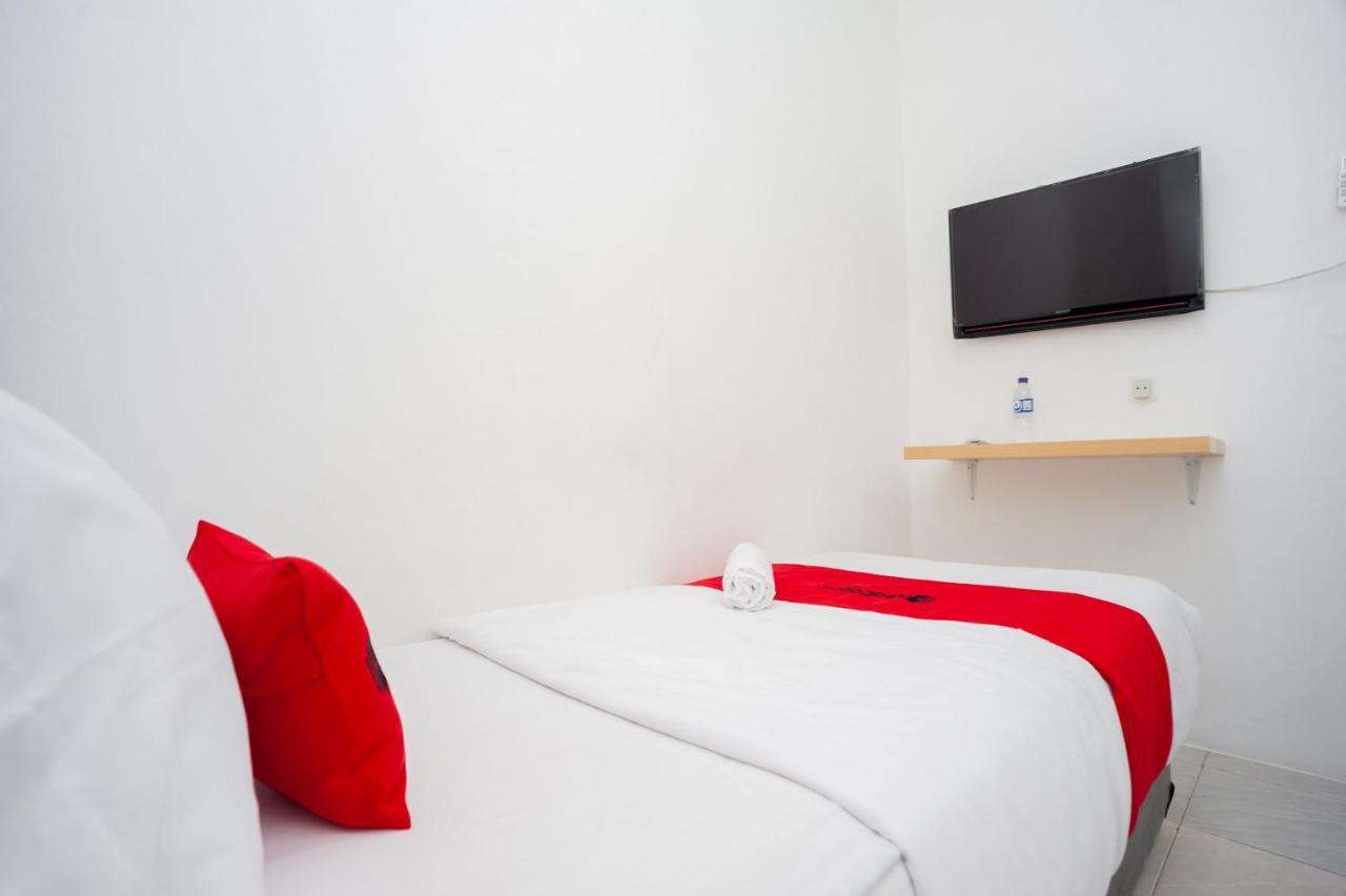 Reddoorz At Jalan Bangau Palembang Ξενοδοχείο Εξωτερικό φωτογραφία