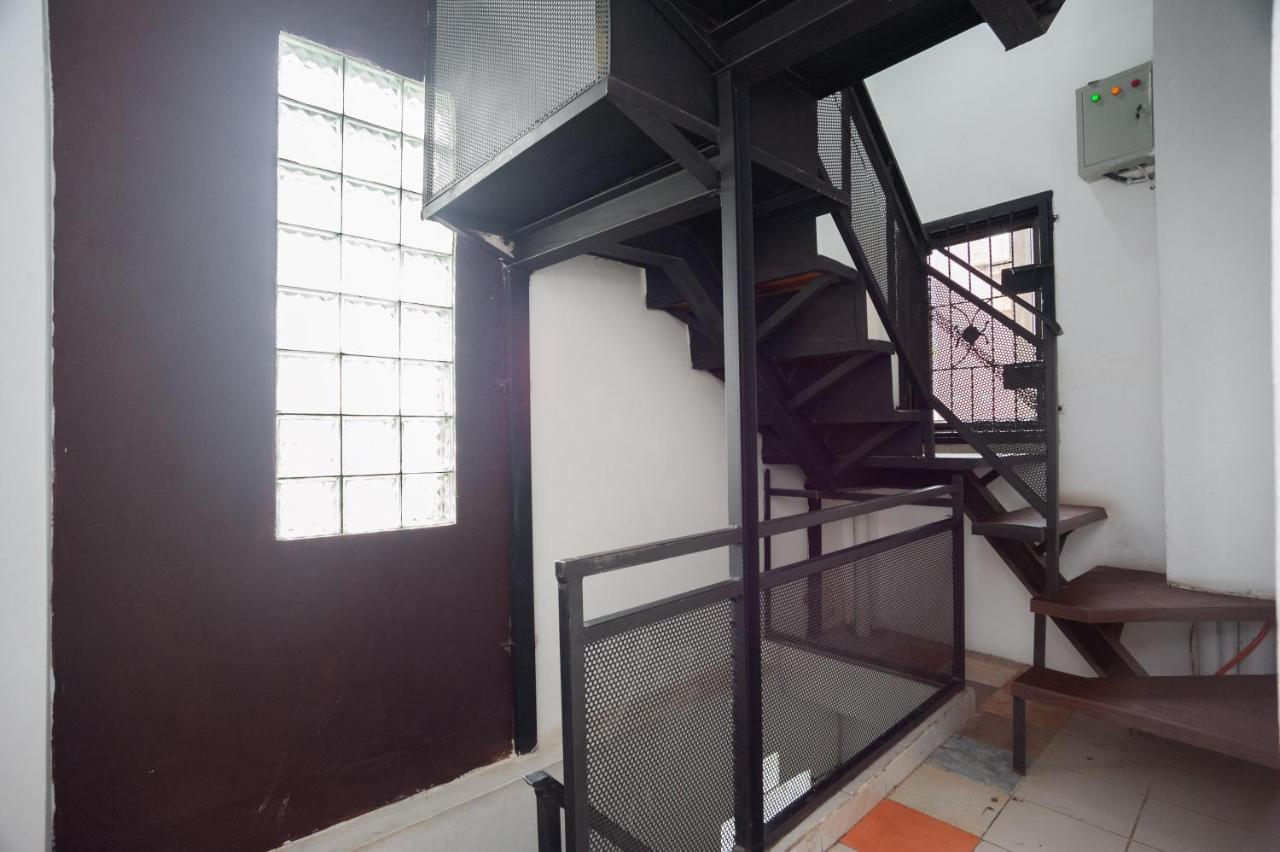 Reddoorz At Jalan Bangau Palembang Ξενοδοχείο Εξωτερικό φωτογραφία