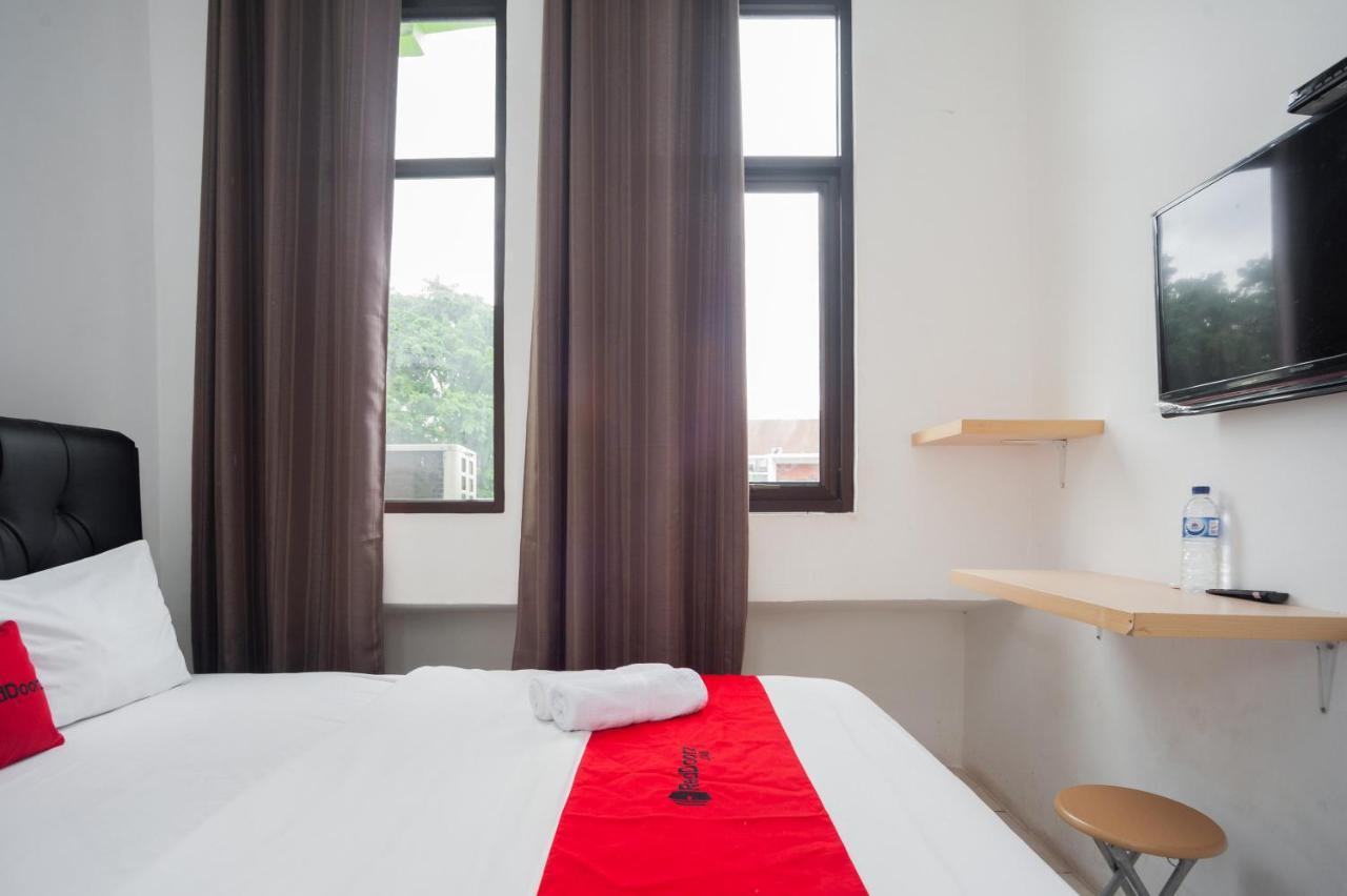 Reddoorz At Jalan Bangau Palembang Ξενοδοχείο Εξωτερικό φωτογραφία